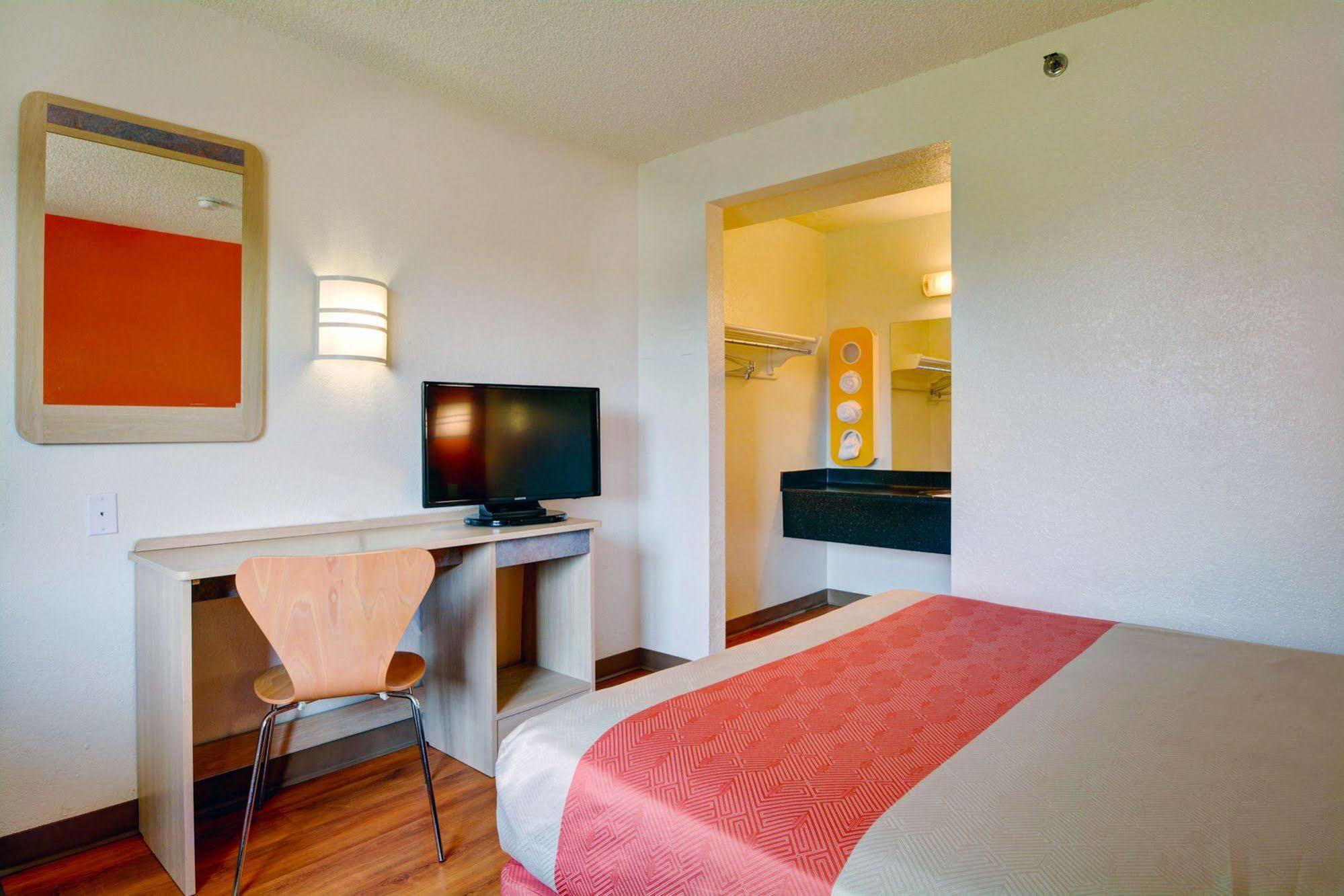 Motel 6-Wethersfield, Ct - Hartford Eksteriør billede