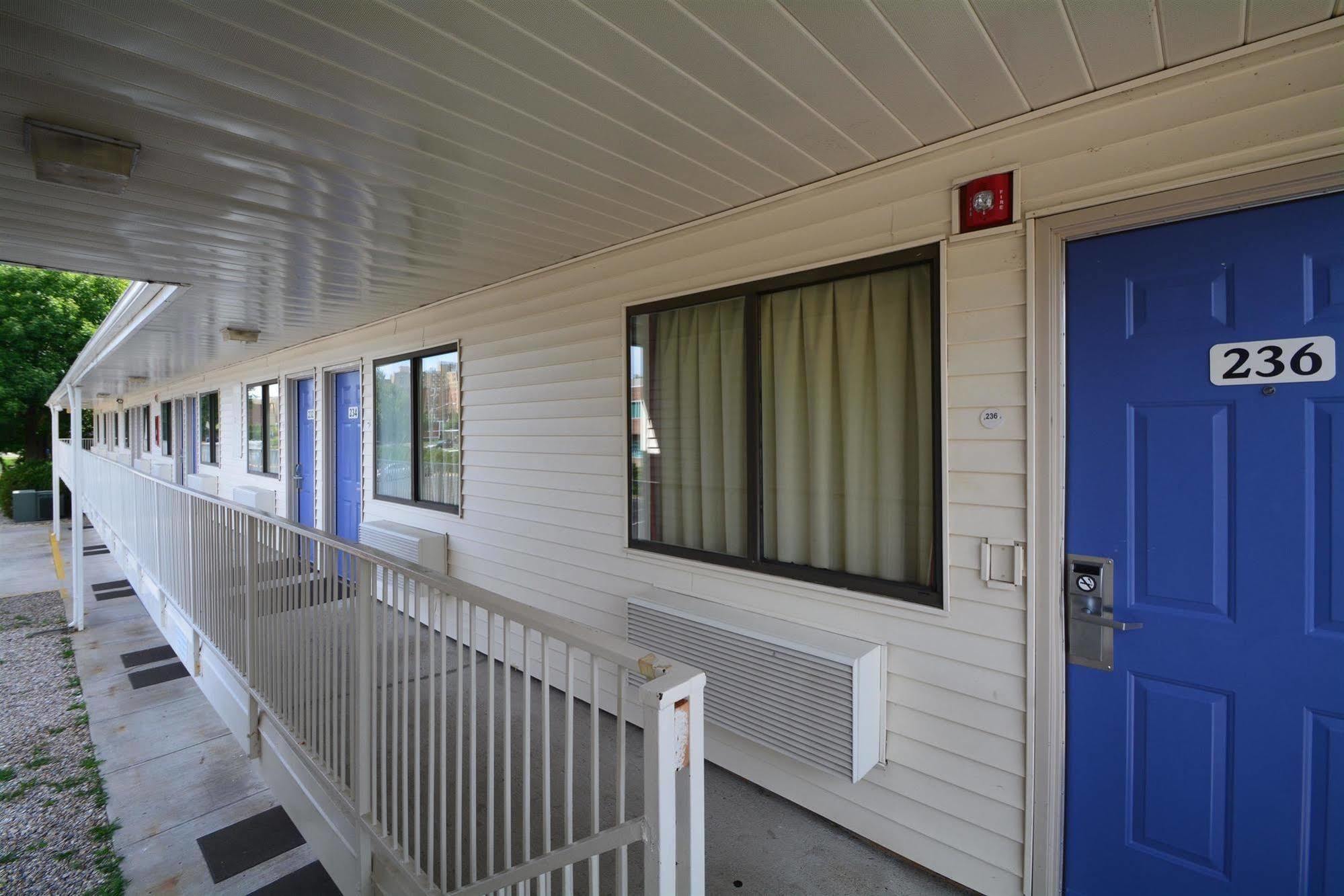 Motel 6-Wethersfield, Ct - Hartford Eksteriør billede